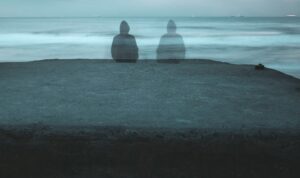 Ghosting y Duelo Migratorio: El Silencio que Duele al Emigrar